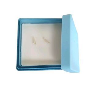 Lab Brand Sea Salt And Coconut Wax Candle Blue Glass